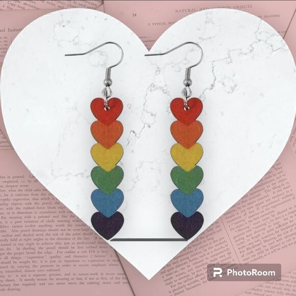 Wood RAINBOW Hearts Dangle Earrings Women Teens Heart ❤️🩵🩷💙💚💛💜 - Picture 2 of 4